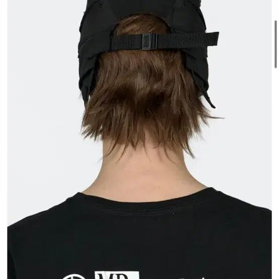 [BUNJANG] Plastic Product Bucket Hat with Mask Hanger / 플라스틱 프로덕트 마스크 걸이 버킷햇