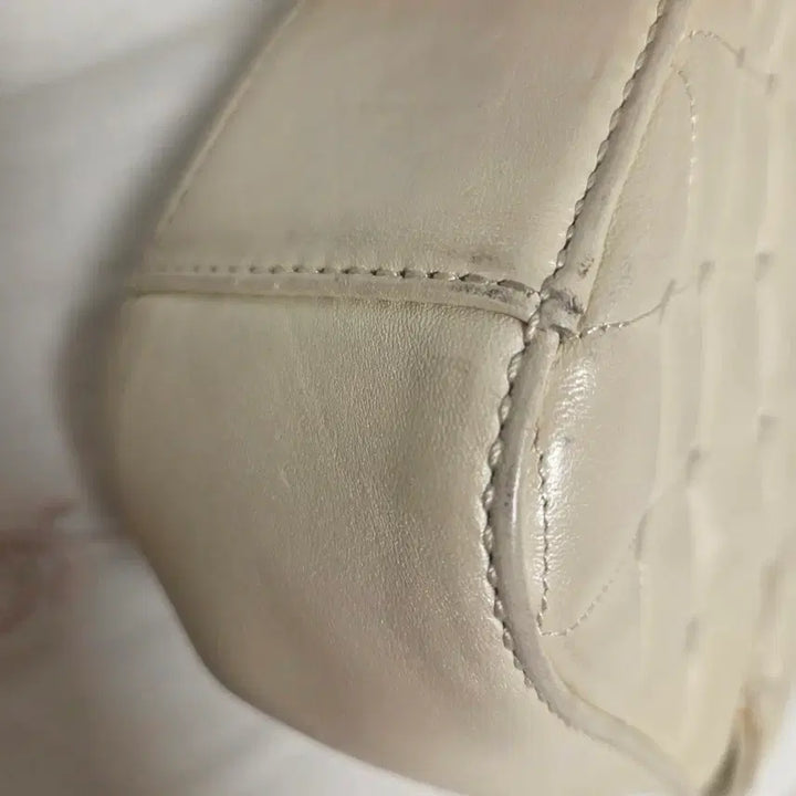 [BUNJANG] Lovecat Heart Quilted Bag / 갸루 러브캣 화이트 아이보리 하트퀼팅 백 가방