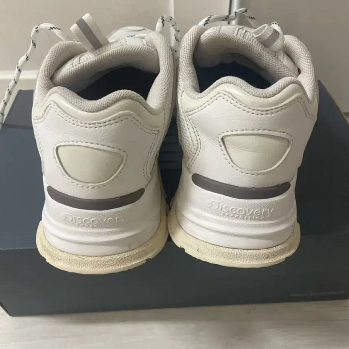 [SOLD OUT] 디스커버리 익스페디션 운동화(230)