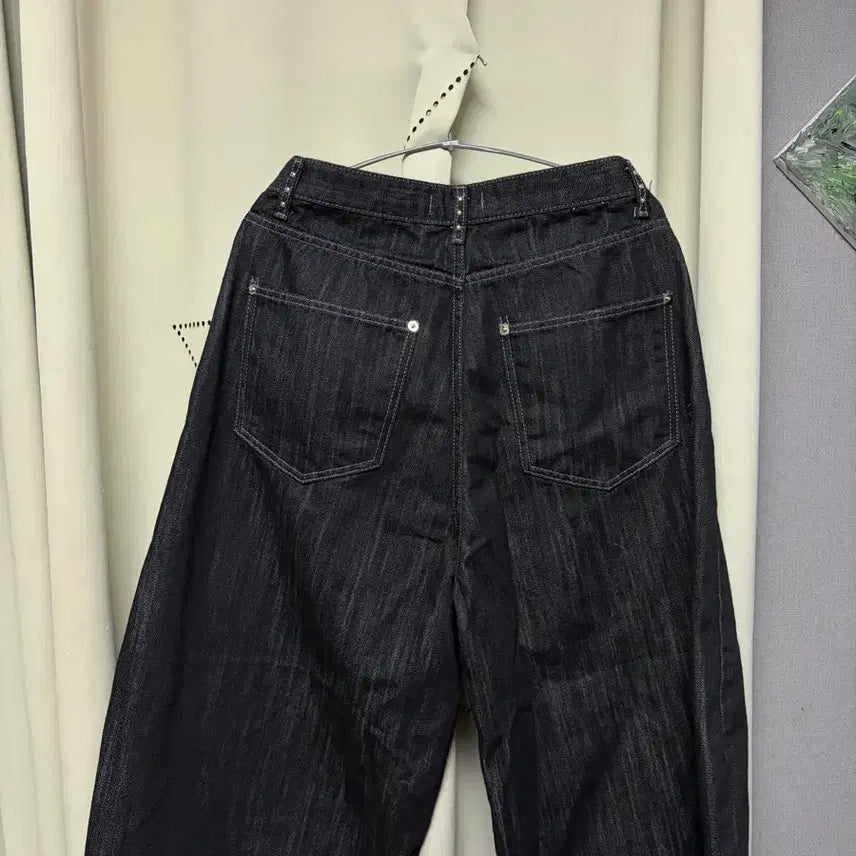 [BUNJANG] Black Studded Wide Denim Jeans / 흑청 스터드 와이드 데님
