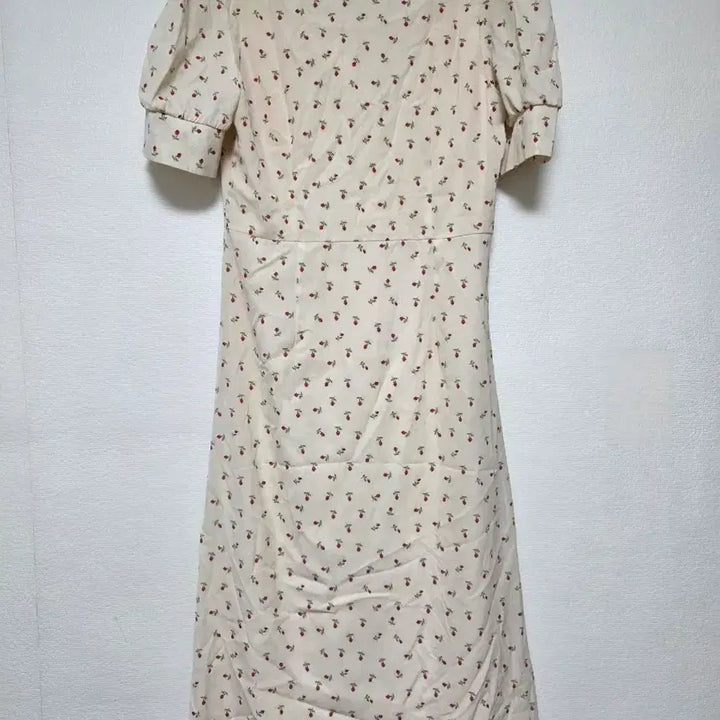 [SOLD OUT] (택o/새상품) 미니로즈패턴 퍼프소매 원피스