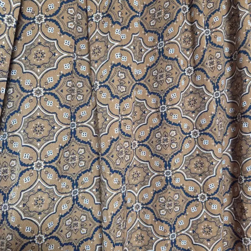 [BUNJANG] Geometric Pattern Wrap Skirt / 브라운 기하학 패턴 랩 스커트