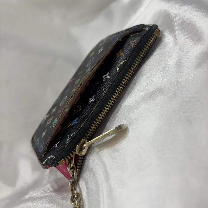 [SOLD OUT] 루이비통 무라카미 멀티컬러 키체인 지갑