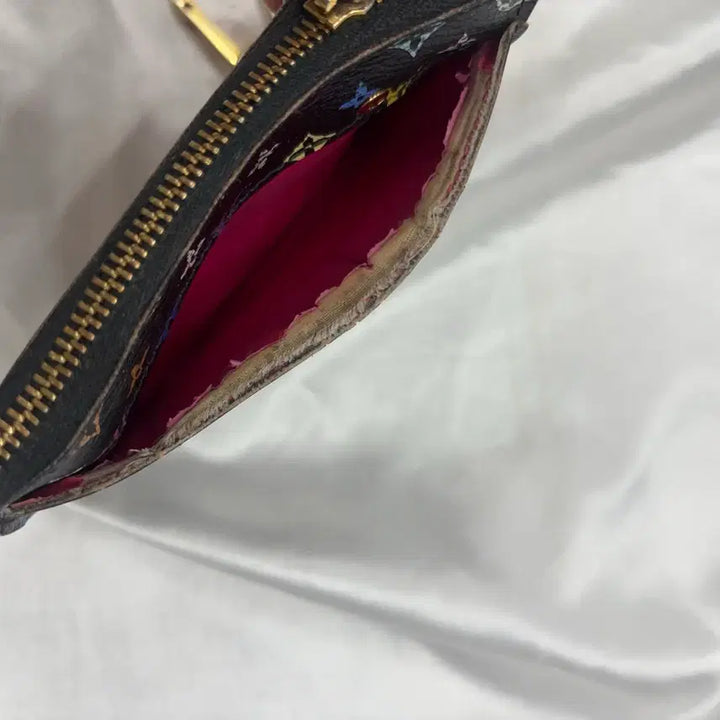[SOLD OUT] 루이비통 무라카미 멀티컬러 키체인 지갑