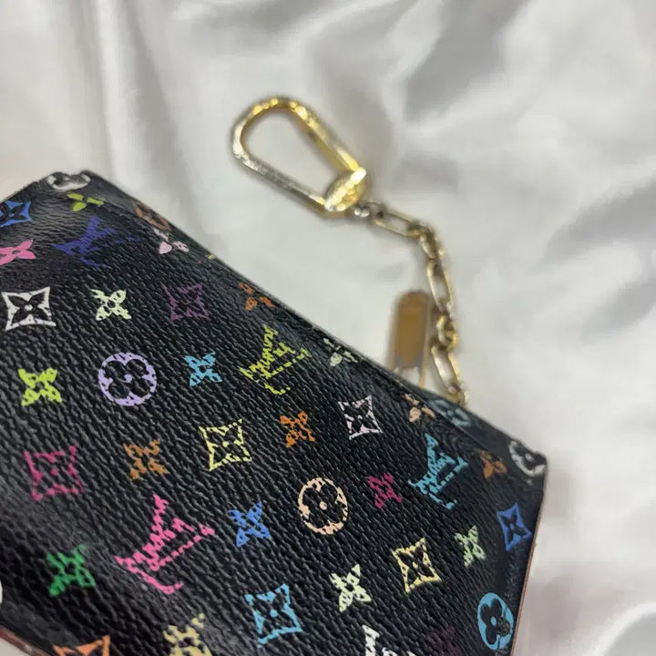[SOLD OUT] 루이비통 무라카미 멀티컬러 키체인 지갑