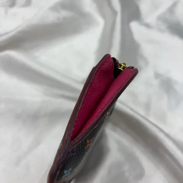 [SOLD OUT] 루이비통 무라카미 멀티컬러 키체인 지갑