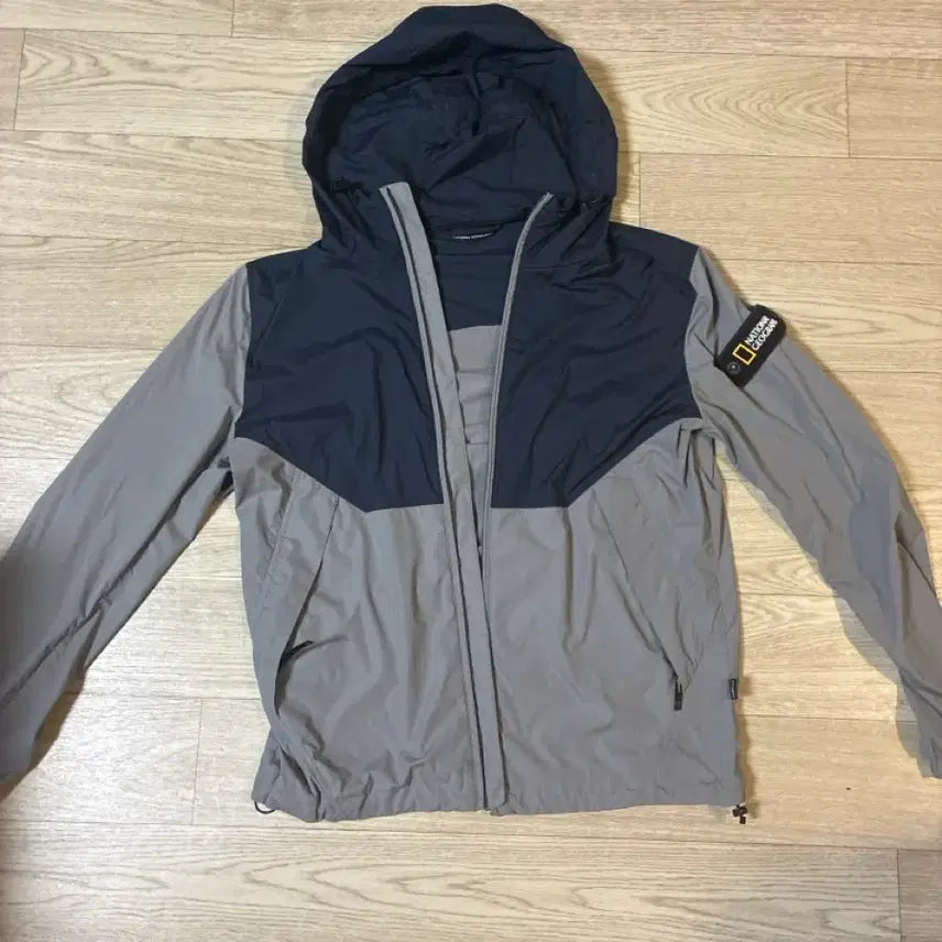 [BUNJANG] National Geographic Windbreaker Navy/Gray S / 내셔널지오그래픽 바람막이 네이비/회색 S