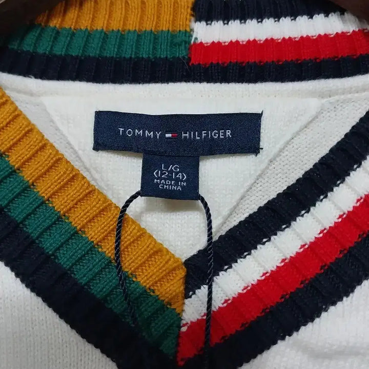 [BUNJANG] Tommy Hilfiger H Logo V-Neck Knit Sweater / 타미힐피거 H로고 브이넥 니트