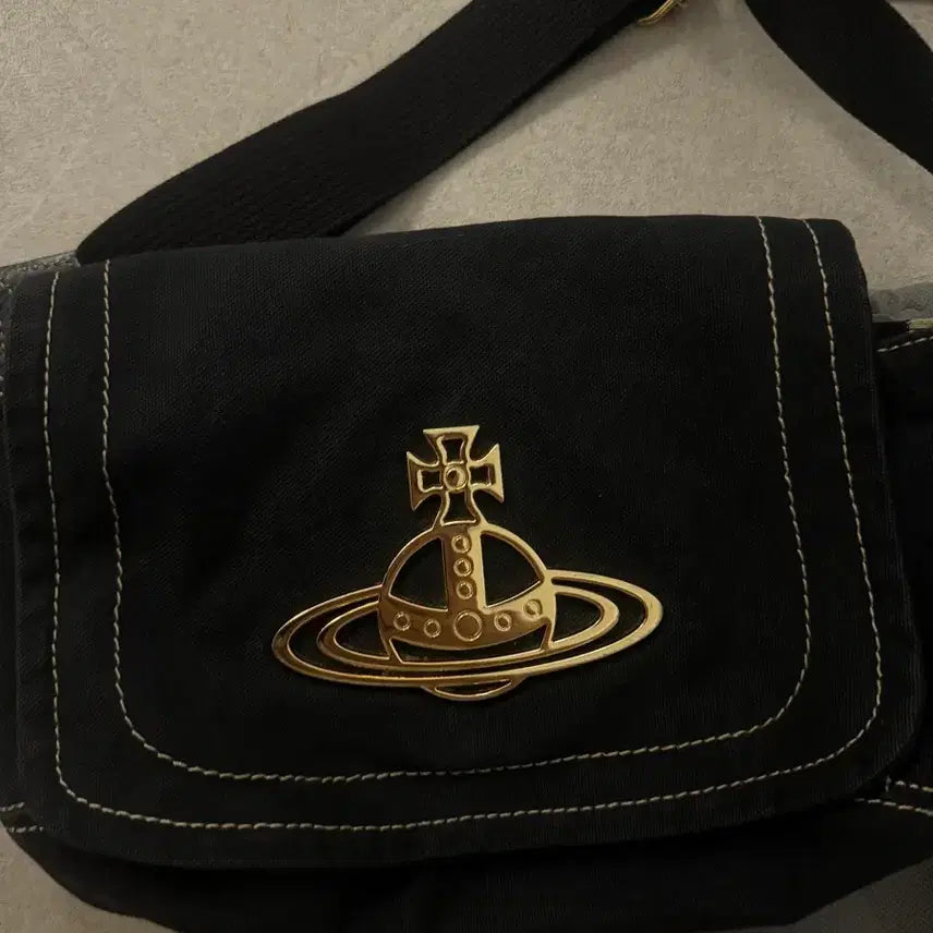[SOLD OUT] 월요일만)비비안웨스트우드 코튼 숄더백