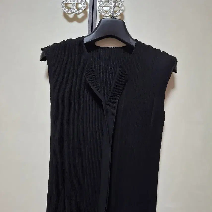 [SOLD OUT] 플리츠미 블랙 민소매 롱 원피스    ~날씬77 까지