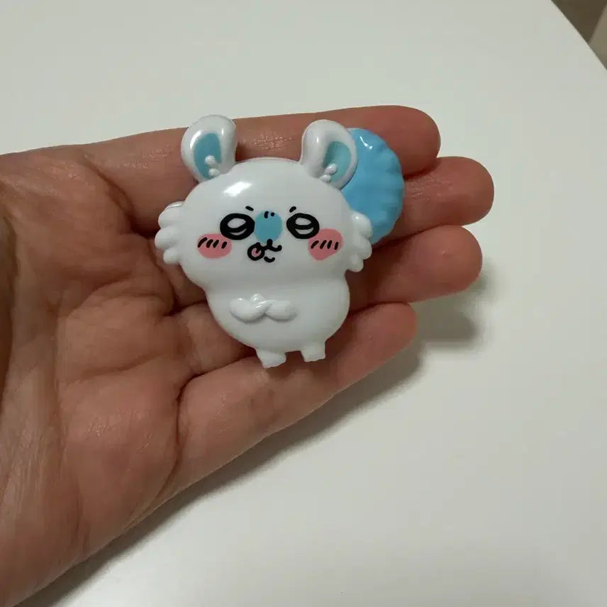 [BUNJANG] Chiikawa Momonga Clip Gacha / 치이카와 모몽가 집게 가챠 판매