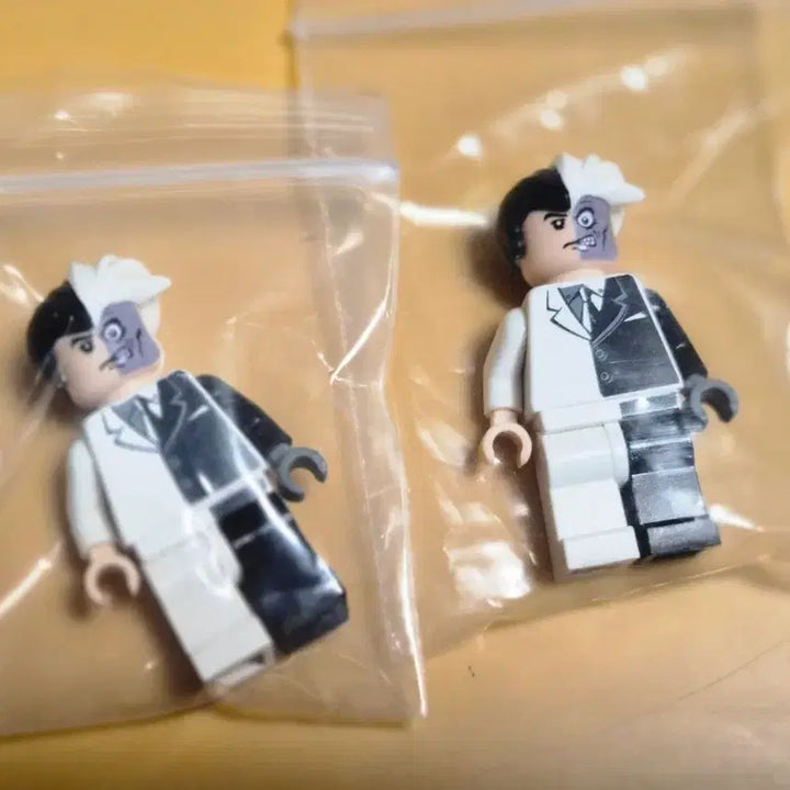 [BUNJANG] Lego Old Too Face Minifigure / 레고 올드 투페이스 판매합니다