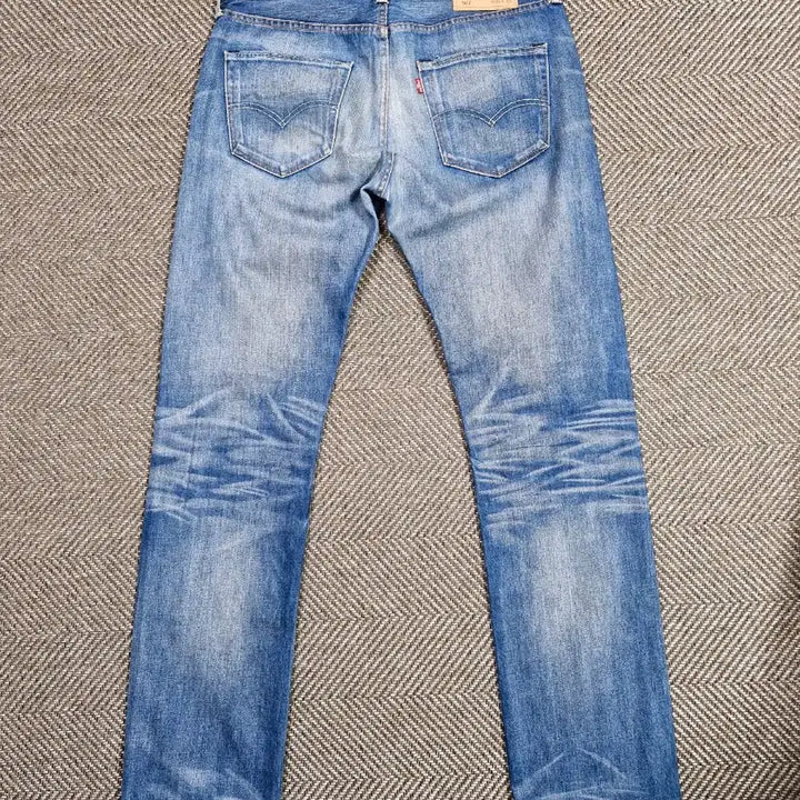 [SOLD OUT] 리바이스 501 (32)