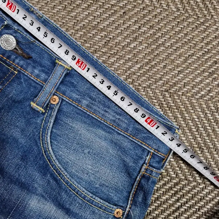 [SOLD OUT] 리바이스 501 (32)
