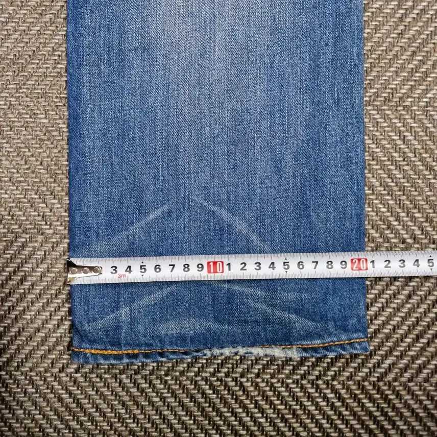 [SOLD OUT] 리바이스 501 (32)