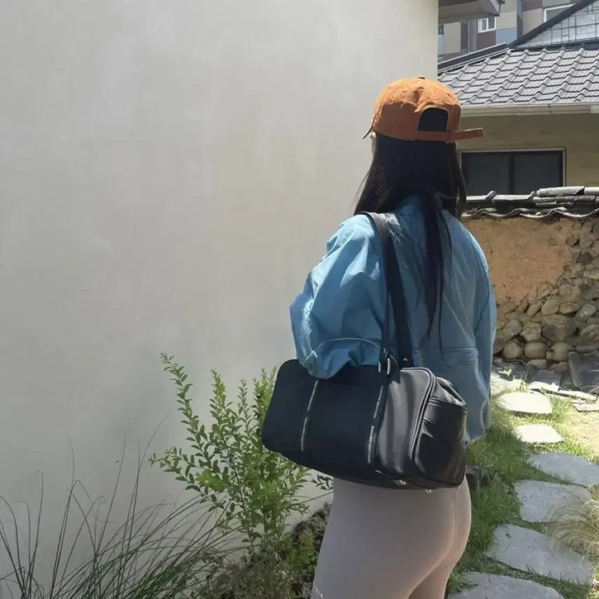 [BUNJANG] Homeboy Sports Club Line Boston Bag / 홈보이스포츠클럽 라인 보스턴 백 (정가 6.8)