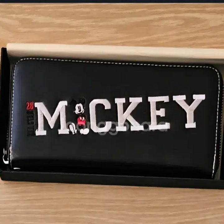 [BUNJANG] Disney Mickey Mouse Zipper Long Wallet (Sealed) / 정품)디즈니미키마우스 지퍼장지갑새상품미개봉