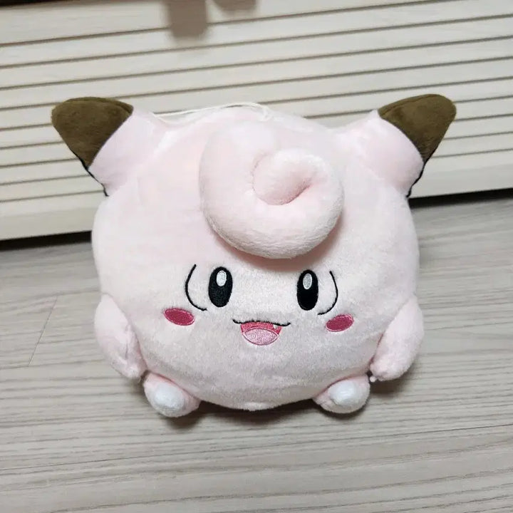 [BUNJANG] Banpresto Pokemon Pipi Round Plush Medium Doll / 포켓몬스터 반프레스토 둥글 삐삐 봉제중형인형