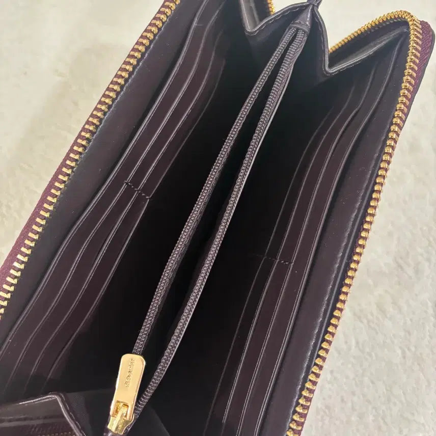 [BUNJANG] Coach Signature Burgundy Long Wallet / 코치 시그니처 버건디 장지갑