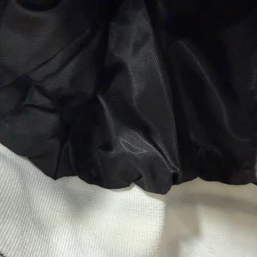 [SOLD OUT] 여성 패턴 봄버 자켓66까지