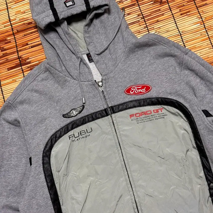 [BUNJANG] FUBU X Ford GT 대장급 그레이 후드집업 XXL / FUBU X Ford GT 대장급 그레이 후드집업 XXL
