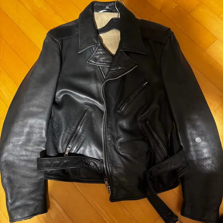 [SOLD OUT] 스톤아일랜드 가죽자켓