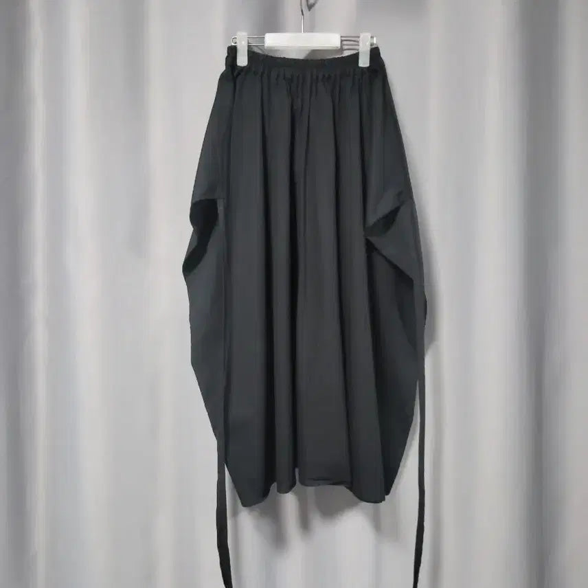 [SOLD OUT] 묶음 면 롱스커트