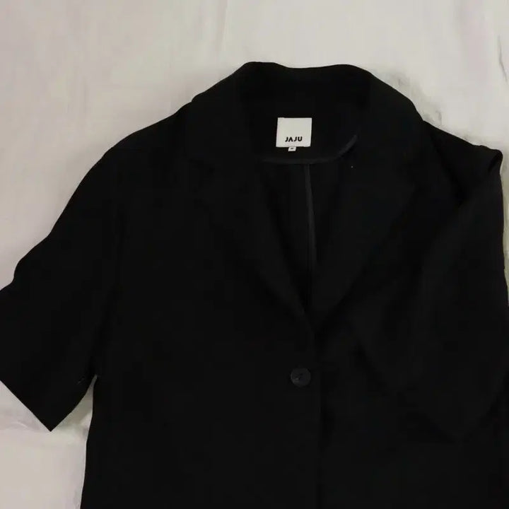 [SOLD OUT] JAJU 자주 자켓 + 와이드 팬츠 블랙 여름용 정장세트 (~77)