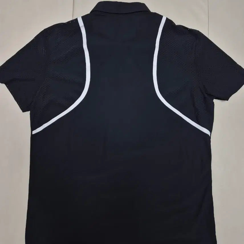 [BUNJANG] Cleveland Cooling Perforated Collar T-Shirt Black Men&