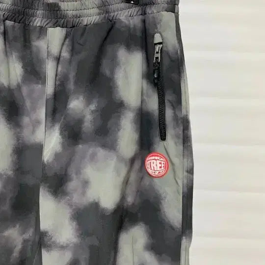 [BUNJANG] VISION STREET WEAR Tie-Dye Jogger Pants M / VISION STREET WEAR 타이 다이 조거 팬츠 M
