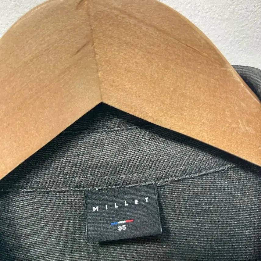 [BUNJANG] Millet Gray Pocket Polo T-shirt / Millet 밀레 포켓 반팔 폴로티 그레이 M