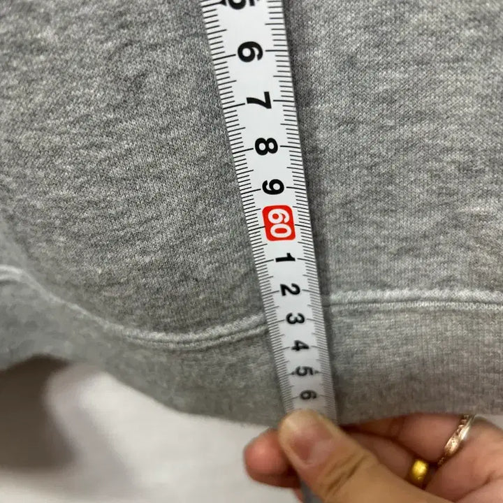 [BUNJANG] 나이키 스우시 맨투맨 회색 L / 나이키 스우시 맨투맨 회색 L