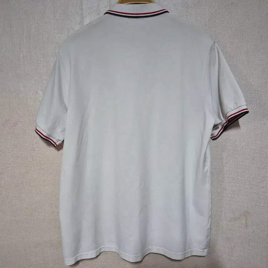 [SOLD OUT] 몽클레어 화이트 배색 반팔 폴로티 (우리100)
