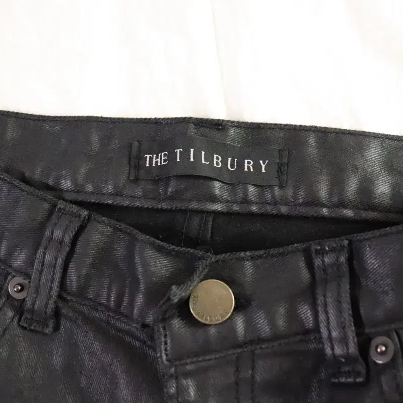 [BUNJANG] The Tilly Gray Black Coating Jeans (Size ~55.5) / 더틸버리 블랙 코팅진 (~55반)