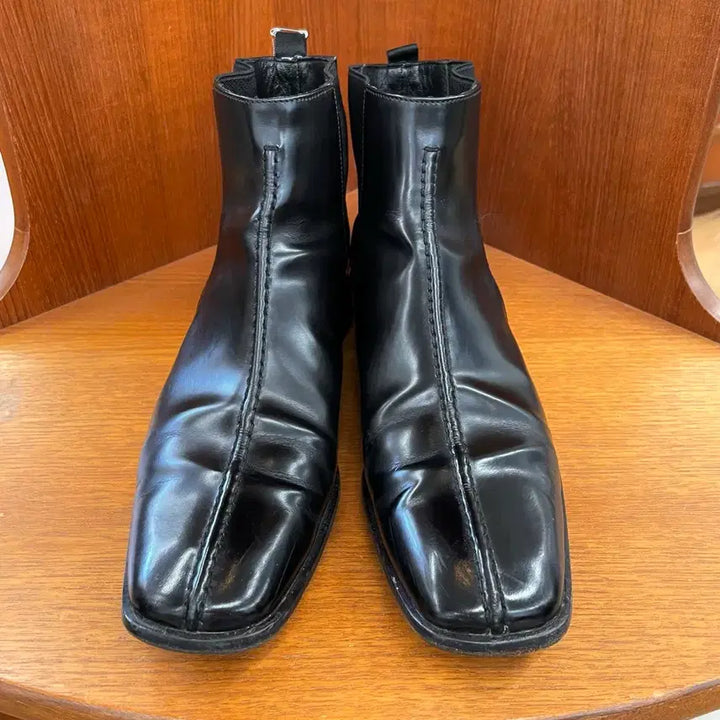 [SOLD OUT] [235] 프라다 앵클 부츠