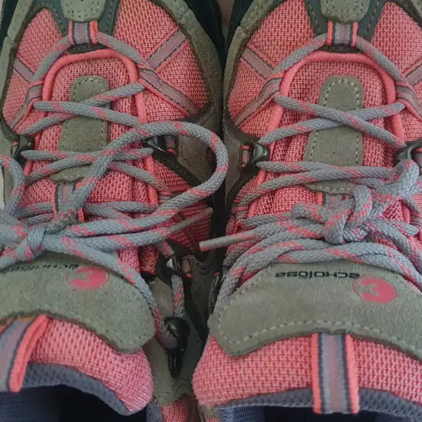 [BUNJANG] Echobora Hiking Shoes / 에코로바 등산화