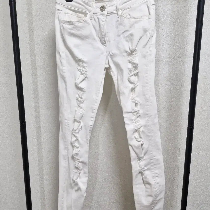 [SOLD OUT] [24] 3x1 화이트 디스 스키니 데님진