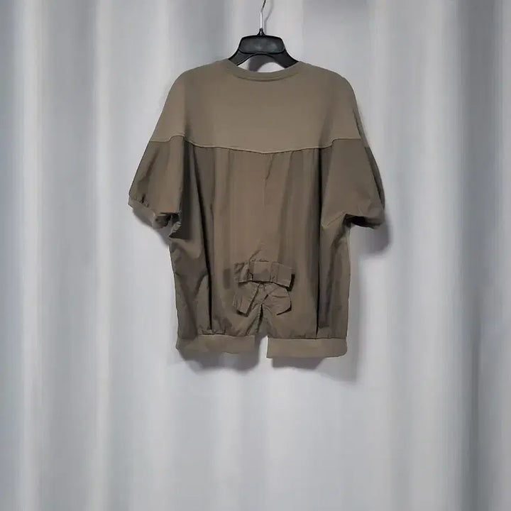 [SOLD OUT] 뒷 리본 루즈한 면티