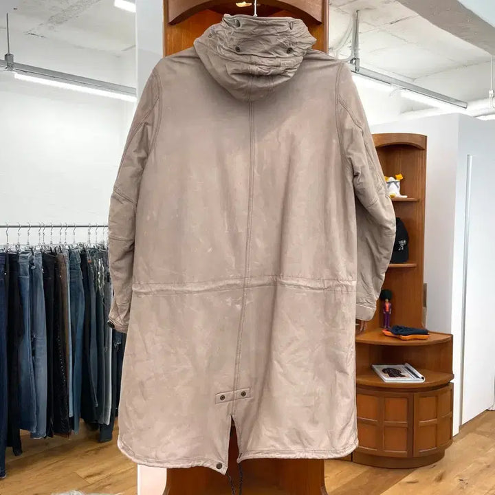 [BUNJANG] sisii Leather Fishtail Parka / sisii 레더 피쉬테일 파카