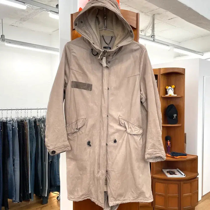 [BUNJANG] sisii Leather Fishtail Parka / sisii 레더 피쉬테일 파카
