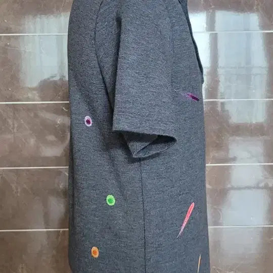 [BUNJANG] Customellow Pop Art Embroidered Polo Shirt (Gray) / (남성95사이즈)커스텀멜로우 그레이 팝아트