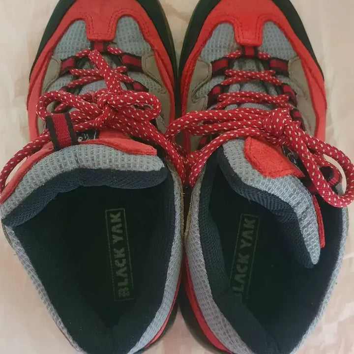 [BUNJANG] Black Yak Zingo Hiking Boots / 블랙야크 등산화