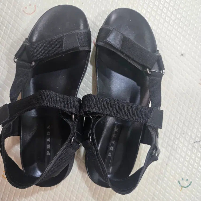 [BUNJANG] Prada Black Strap Sandals UK10 / 프라다 정품 블랙 스트랩 샌들 UK10 사이즈