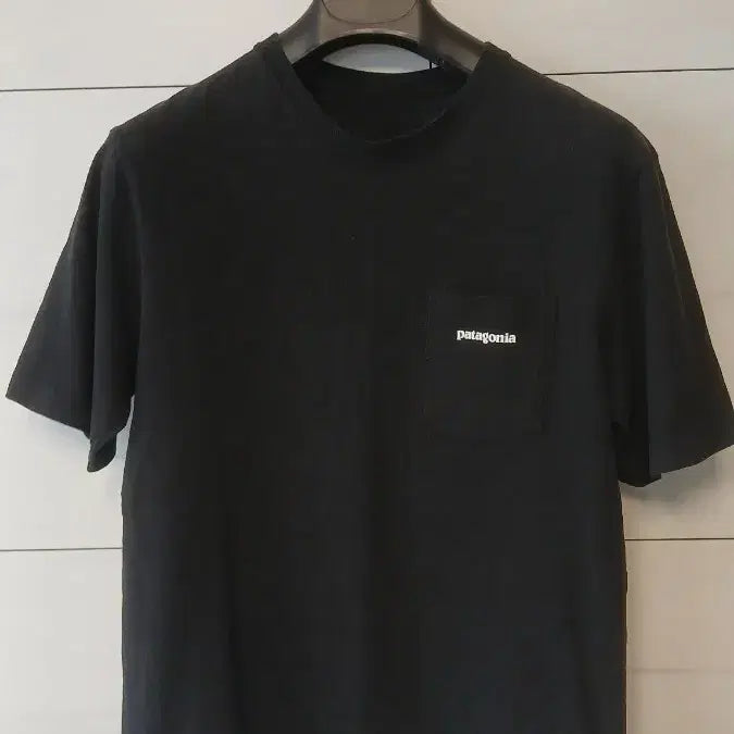[BUNJANG] Patagonia Pocket T-shirt Black S Size / 파타고니아 포켓 반팔 티셔츠 블랙 s사이즈 사용감