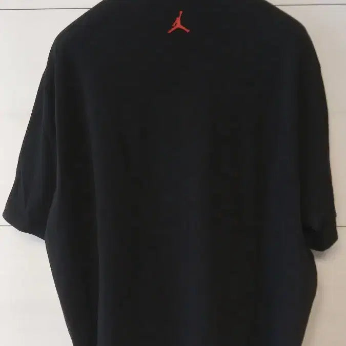 [BUNJANG] Nike Jordan Black Embroidered Logo T-Shirt / 나이키 조던 블랙 반팔 티셔츠 신발 자수 로고 115사이즈 정핏
