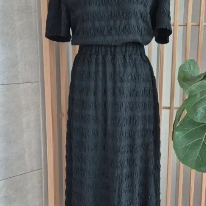 [BUNJANG] Black Short Sleeve Long Two-Piece Set / 블랙 반팔 롱 투피스