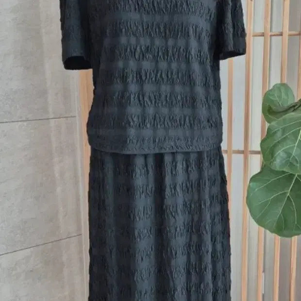 [BUNJANG] Black Short Sleeve Long Two-Piece Set / 블랙 반팔 롱 투피스