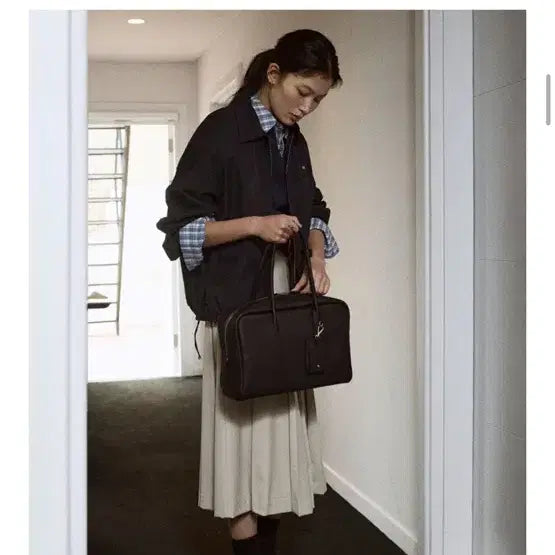 [BUNJANG] Demaker Vetiver Shoulder Bag - Black with Charm Set / 드메이커 Vetiver bag-black /charm set / 실착 회