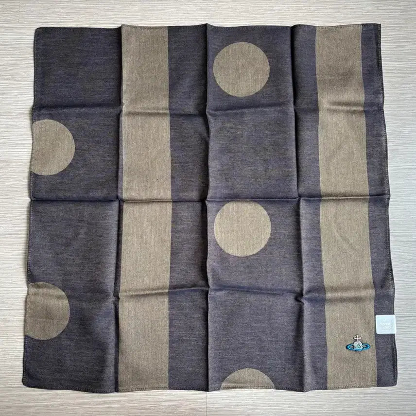 [BUNJANG] Vivienne Westwood Petit Silk Scarf / 비비안웨스트우드 손수건 쁘띠