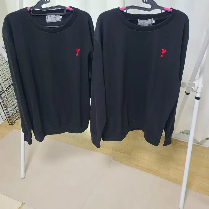 [BUNJANG] 아미 맨투맨스몰 하트 블랙 검정색엑스라지새상품 / 아미 맨투맨스몰 하트 블랙 검정색엑스라지새상품